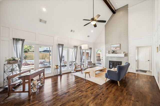 11415 Del Monte Drive, Houston, TX 77077