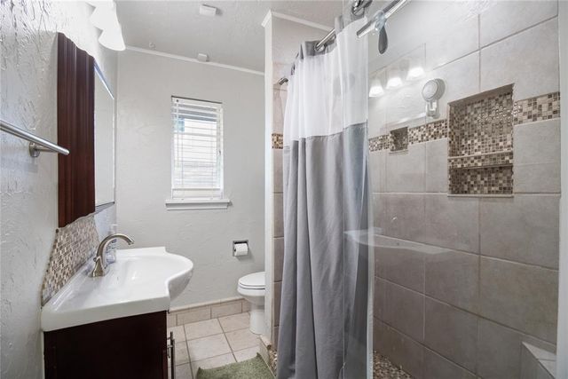 1821 N Roff Avenue, Oklahoma City, OK 73107