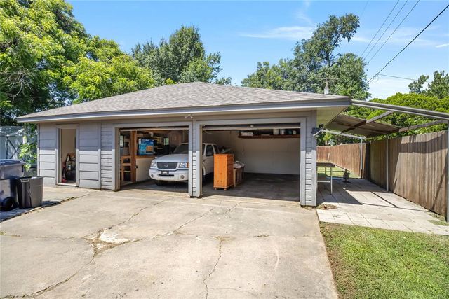 1821 N Roff Avenue, Oklahoma City, OK 73107