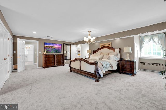 98 HIGHLAND AVE, Ephrata, PA 17522