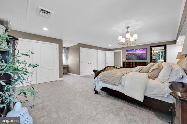 98 HIGHLAND AVE, Ephrata, PA 17522