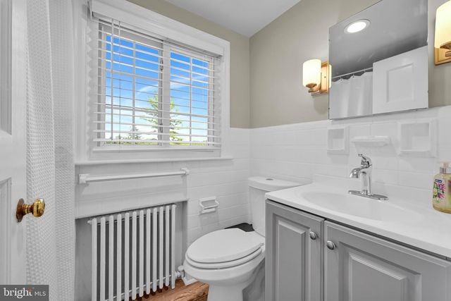 98 HIGHLAND AVE, Ephrata, PA 17522