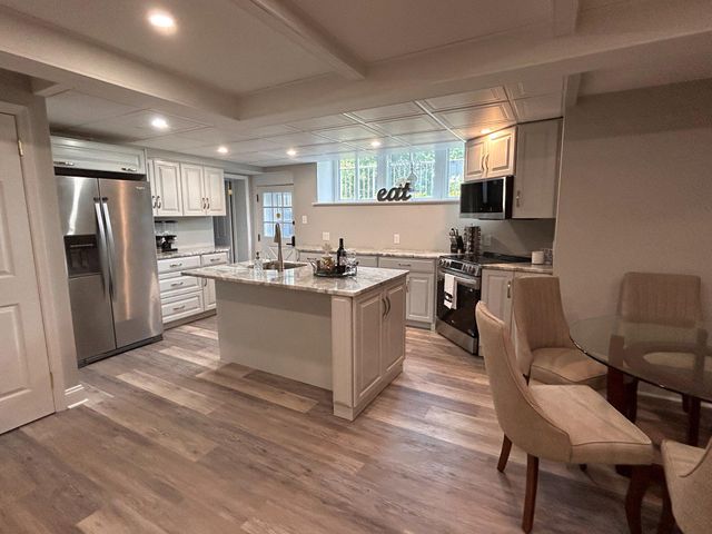 98 HIGHLAND AVE, Ephrata, PA 17522
