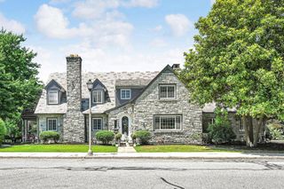 98 HIGHLAND AVE, Ephrata, PA 17522