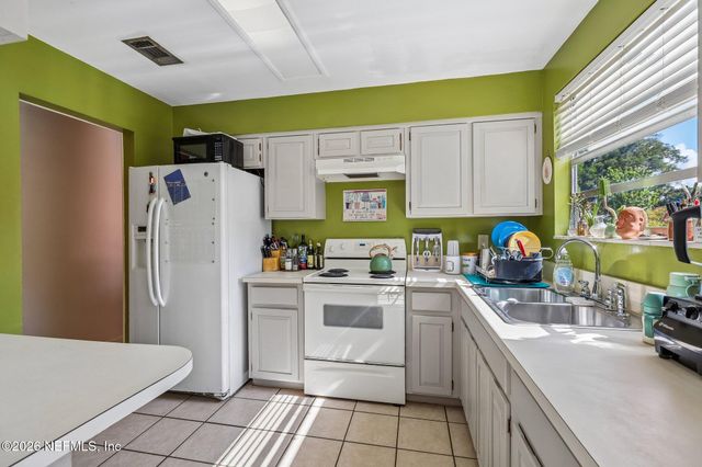 1189 CROWN Drive, Jacksonville, FL 32221
