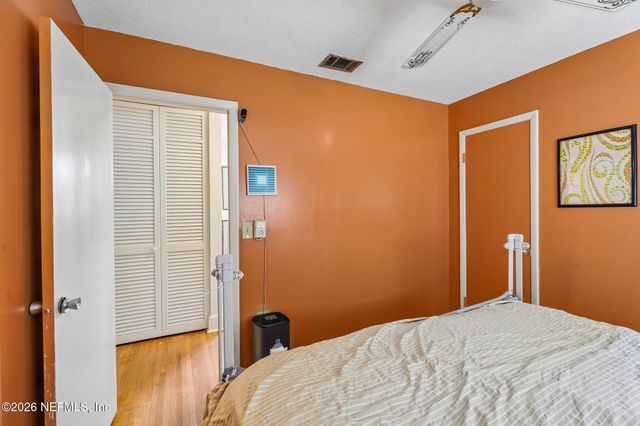 1189 CROWN Drive, Jacksonville, FL 32221