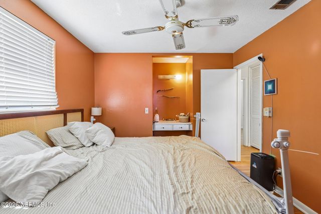 1189 CROWN Drive, Jacksonville, FL 32221