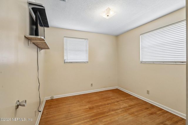 1189 CROWN Drive, Jacksonville, FL 32221