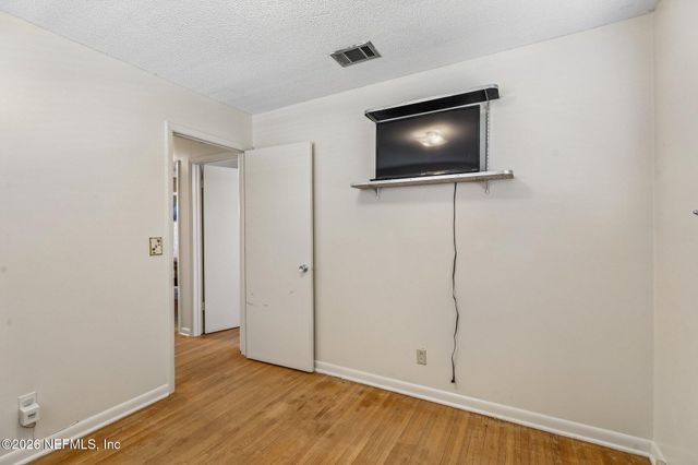 1189 CROWN Drive, Jacksonville, FL 32221