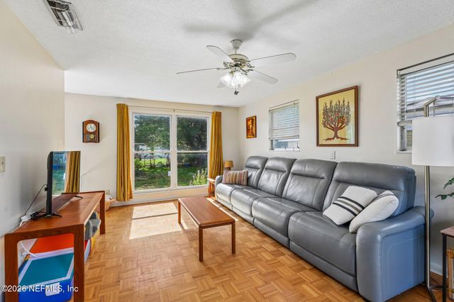 1189 CROWN Drive, Jacksonville, FL 32221