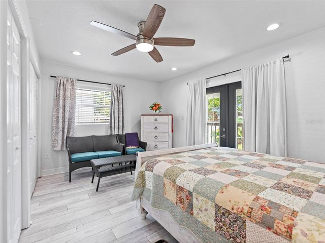 2903 W IVY STREET, Tampa, FL 33607