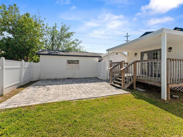 2903 W IVY STREET, Tampa, FL 33607