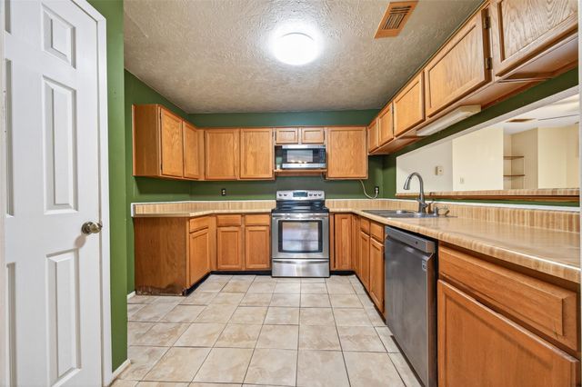 9407 Keegans Wood Drive, Houston, TX 77083