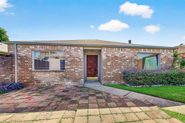 9407 Keegans Wood Drive, Houston, TX 77083