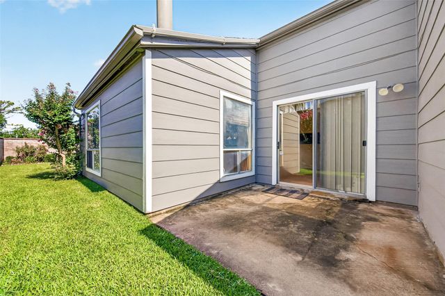 9407 Keegans Wood Drive, Houston, TX 77083