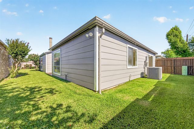 9407 Keegans Wood Drive, Houston, TX 77083
