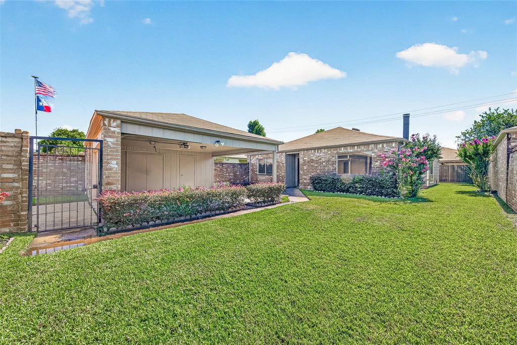 9407 Keegans Wood Drive, Houston, TX 77083