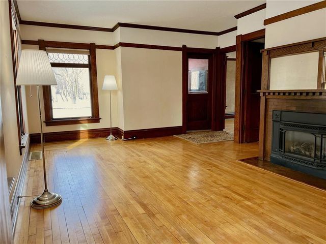 404 N 4th Street, Marshall, MN 56258