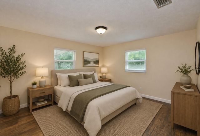 105 N KINGSWAY ROAD, Seffner, FL 33584