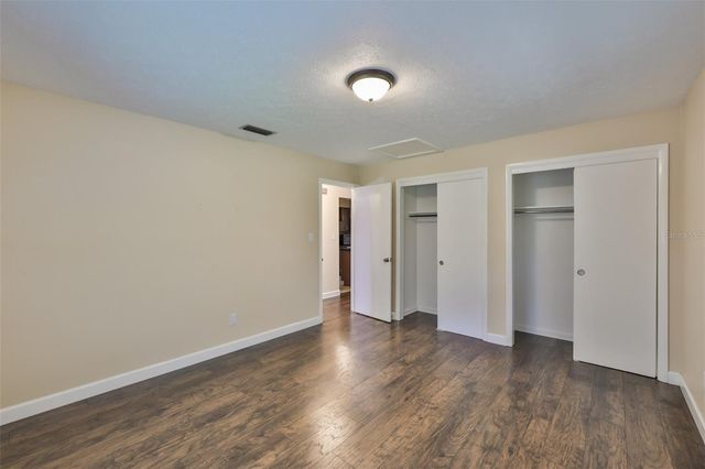 105 N KINGSWAY ROAD, Seffner, FL 33584