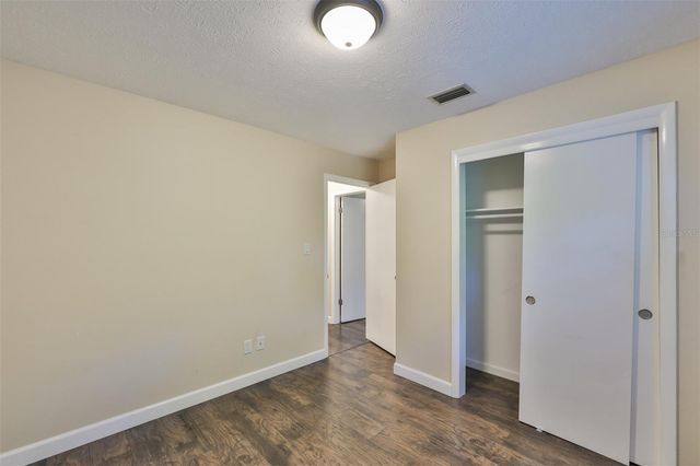 105 N KINGSWAY ROAD, Seffner, FL 33584