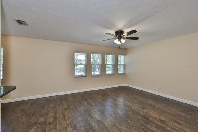 105 N KINGSWAY ROAD, Seffner, FL 33584