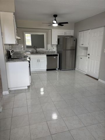 10307 PARKCREST DRIVE, Tampa, FL 33624