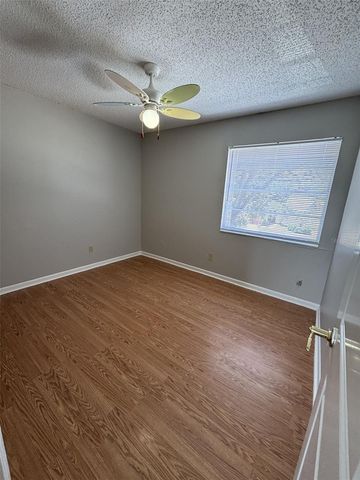 10307 PARKCREST DRIVE, Tampa, FL 33624