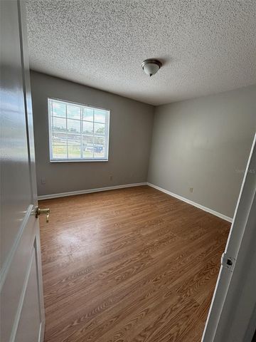 10307 PARKCREST DRIVE, Tampa, FL 33624