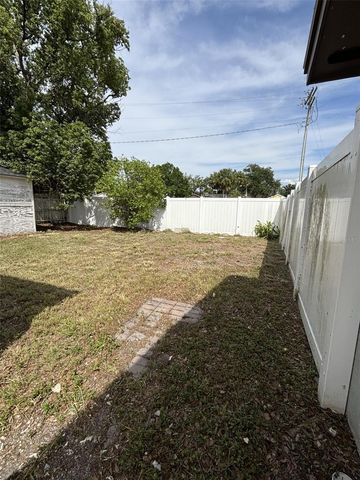 10307 PARKCREST DRIVE, Tampa, FL 33624
