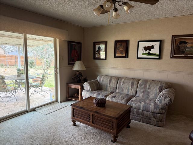 1801 SE 24th Avenue, Mineral Wells, TX 76067