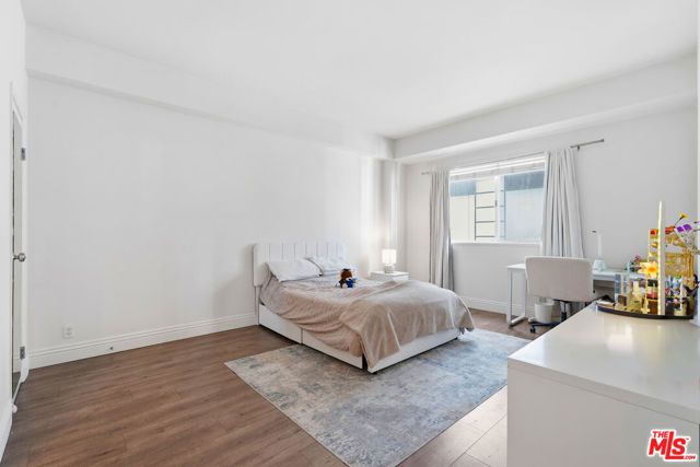 10787 Wilshire Boulevard 402, Los Angeles, CA 90024