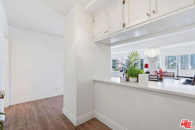 10787 Wilshire Boulevard 402, Los Angeles, CA 90024