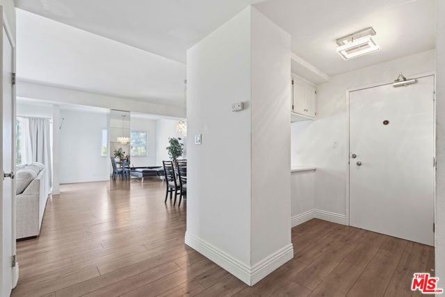 10787 Wilshire Boulevard 402, Los Angeles, CA 90024