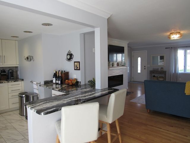 6 Loring Hills Ave B1, Salem, MA 01970