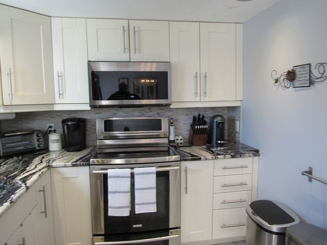 6 Loring Hills Ave B1, Salem, MA 01970