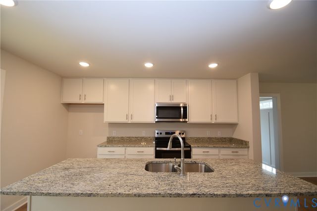 1910 Jefferson Hwy, Louisa, VA 23093