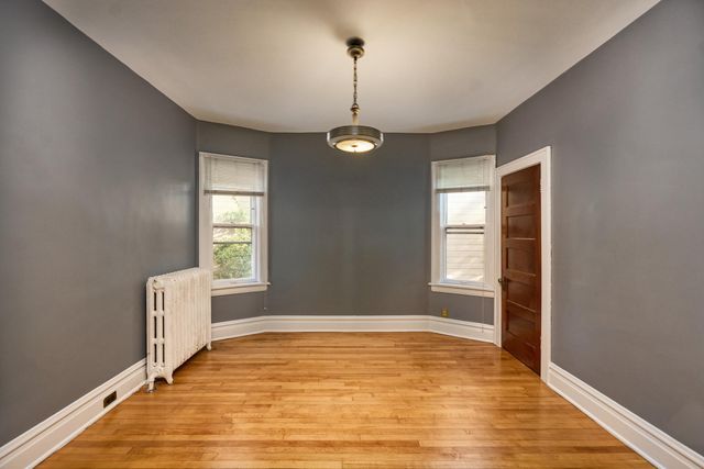 2410 Colfax Avenue S, Minneapolis, MN 55405