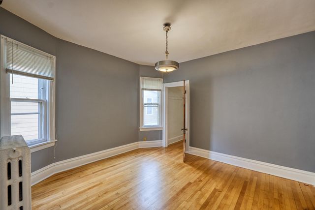 2410 Colfax Avenue S, Minneapolis, MN 55405