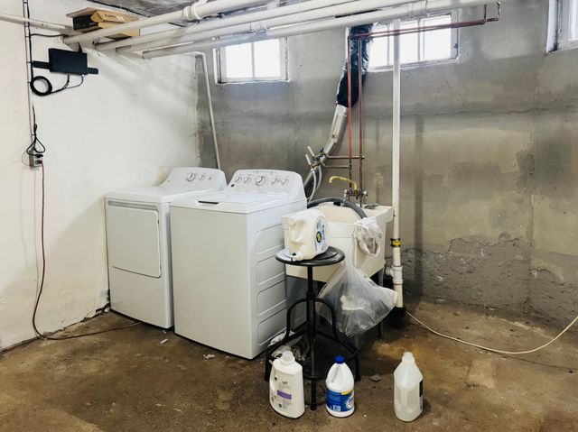 2410 Colfax Avenue S, Minneapolis, MN 55405