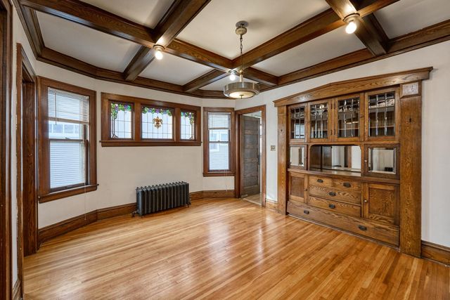 2410 Colfax Avenue S, Minneapolis, MN 55405