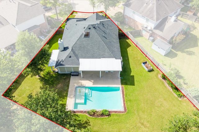 2615 Easton Springs Court, Pearland, TX 77584