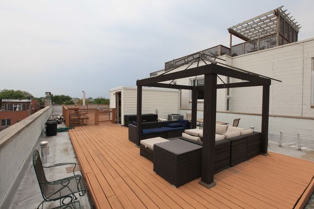 2424 N SOUTHPORT Avenue B, Chicago, IL 60614
