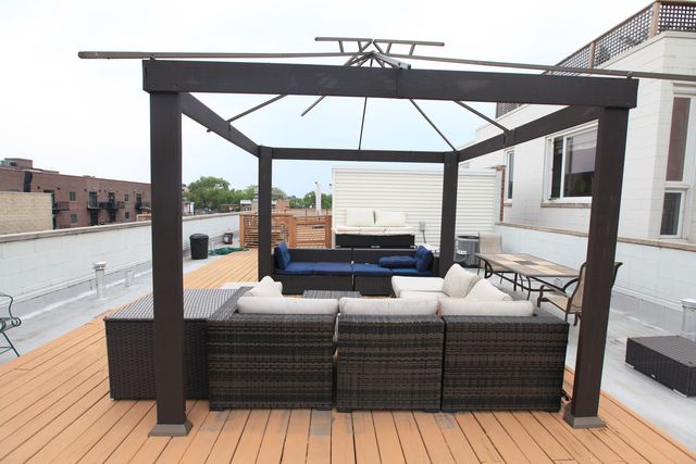 2424 N SOUTHPORT Avenue B, Chicago, IL 60614