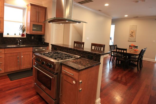 2424 N SOUTHPORT Avenue B, Chicago, IL 60614