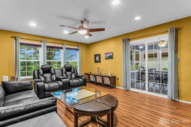 11 John Paul Jones Drive, Monroe, NJ 08831