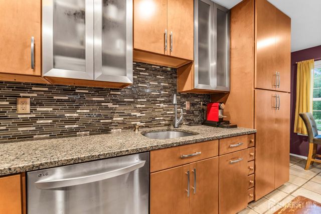 11 John Paul Jones Drive, Monroe, NJ 08831