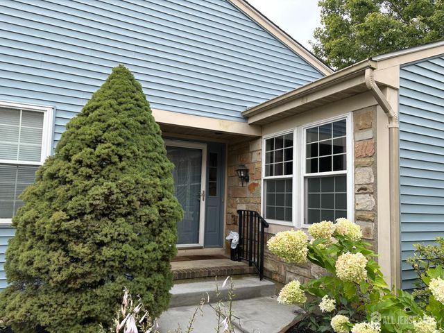 11 John Paul Jones Drive, Monroe, NJ 08831