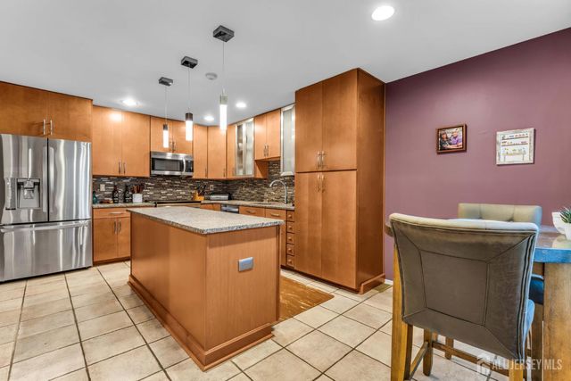 11 John Paul Jones Drive, Monroe, NJ 08831