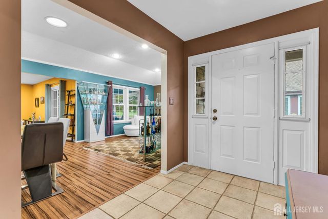 11 John Paul Jones Drive, Monroe, NJ 08831